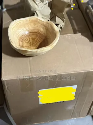 Artisan Rustic Live-Edge Wooden Amala Bowl / Flat Plate