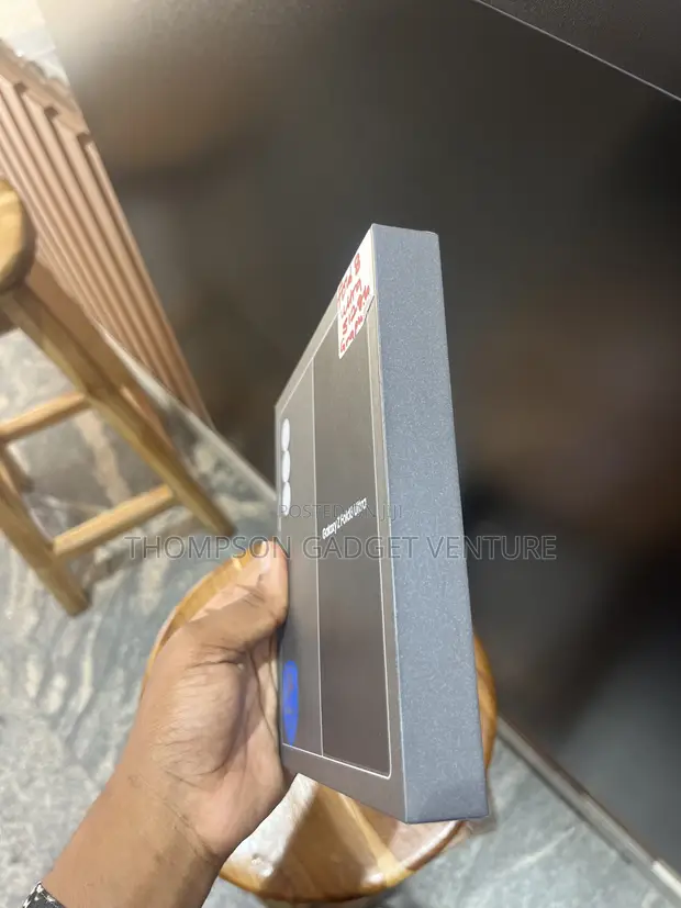 New Samsung Galaxy Z Fold8 Ultra 512GB Graphite - 1