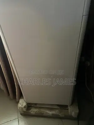 Hisense 2HP Jirgin Sama Mai Tsayawa (Ba Inverter ba)