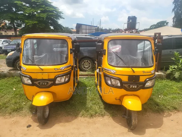 TVS King Deluxe Plus iTouch Start 2024 Yellow - 1