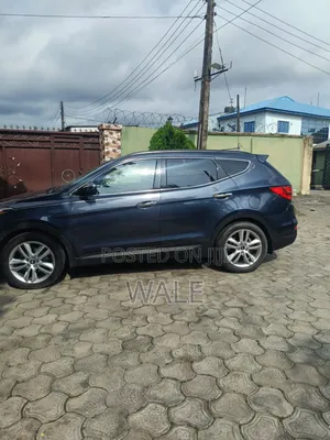 Hyundai Santa Fe 2016 Blue