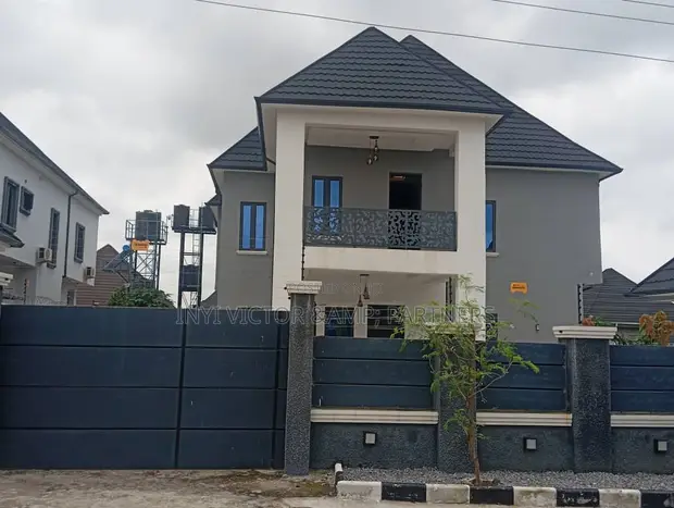 5-Bedroom Duplex don haya a Galadimawa, Abuja - 1