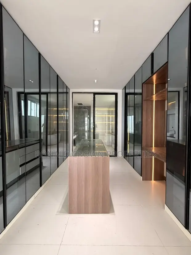 5-Bedroom Semi-Detached Duplex with Pool & Elevator in Ikate - 1