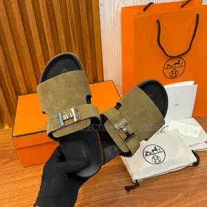 Hermès Jaures Sandal a Étoupe Green & Black