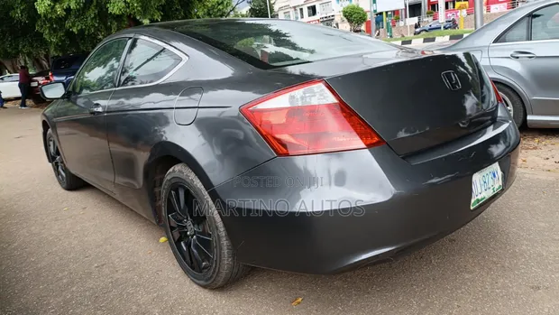 Honda Accord 2009 Gray - 1