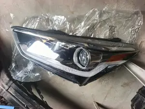 Hyundai Grand Santa Fe Head Lamp (LH) - 2018