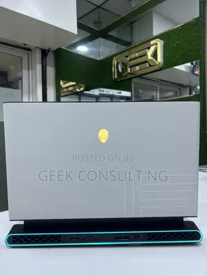 Alienware M15 R4 Laptop - Intel Core i7, 16GB RAM, 512GB SSD, RTX 3070