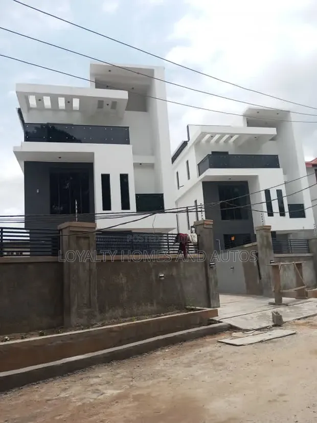 5 Bedroom Detached Duplex a Adeniyi Jones - 1