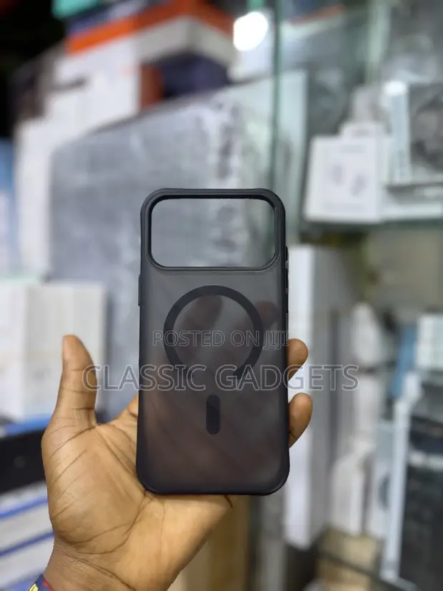 Luxury Magnet TPU Case for iPhone 18 Pro Max & Pro - 1