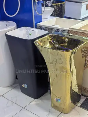 Luxury Freestanding Pedestal Basin - Gold & Matte Black