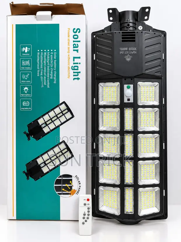 Suntrick 2000W Solar Street Light - 1