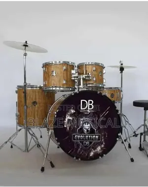 DB Evolution Professional 5-Piece Acoustic Drum Set