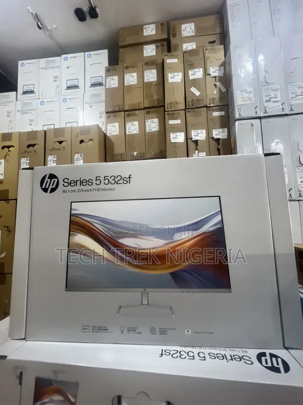 HP Series 5 532sf 31.5" FHD 100Hz Monitor - 1