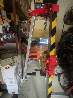 Tripod Na Musamman Don Ceto A Wurare Masu Rufe