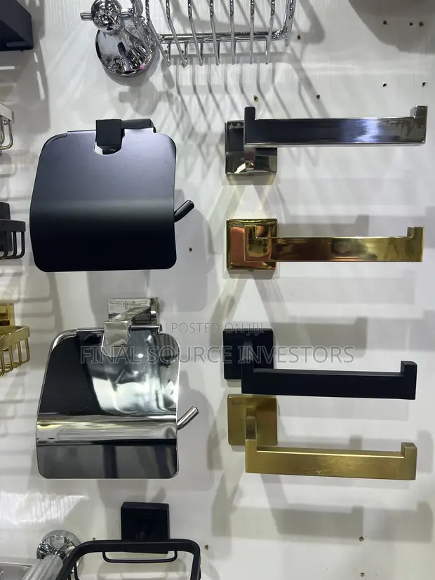 Luxurious Tissue Holder - 1