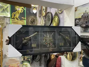Decorative Gun Frame - Yellow