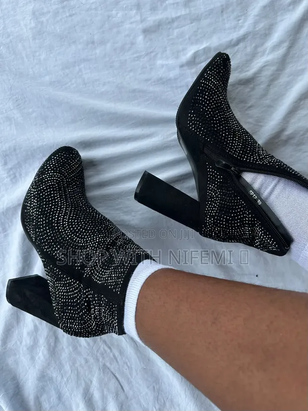Nike Sneakers - Women's Casual Shoes - 1