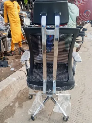 Brand New Boss Office Products Executive Mesh Chair