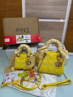 Jakar Hannu ta Christian Dior - Sabuwa