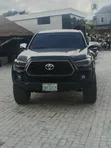 Toyota Tacoma 2012 Black - 1