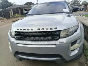 2013 Land Rover Range Rover Evoque Pure Plus AWD Gray