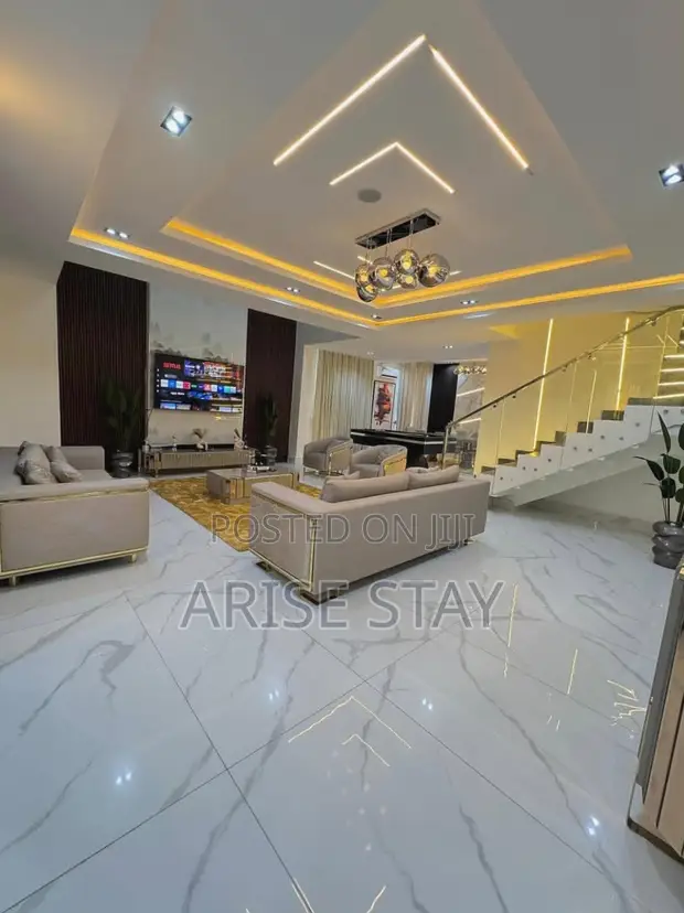 6-Bedroom Luxury Duplex with Pool & Cinema, Lekki Phase 1 - 1