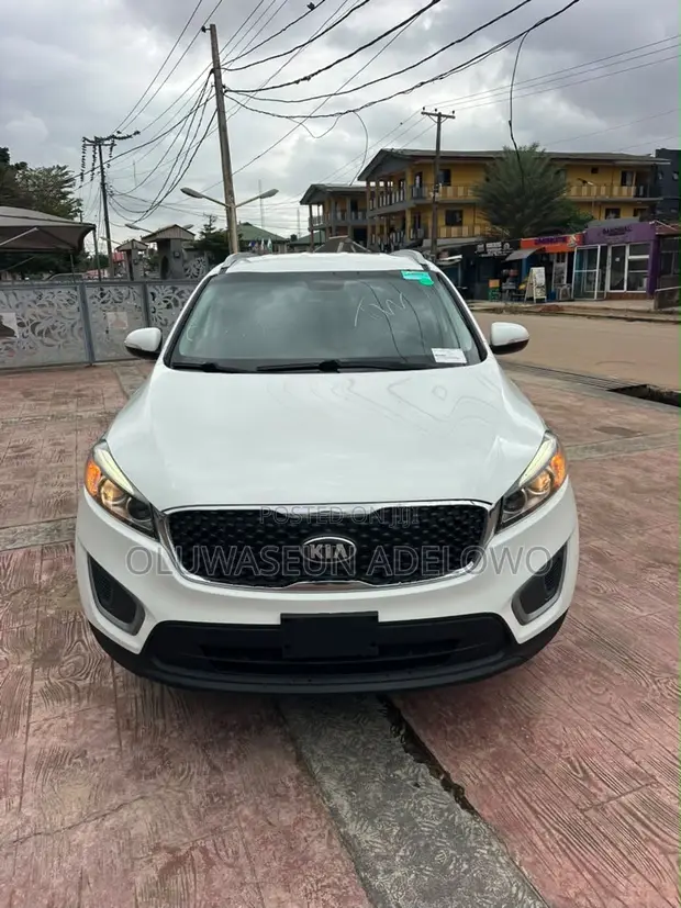 Kia Sorento 4dr SUV Fari 2016 - 1