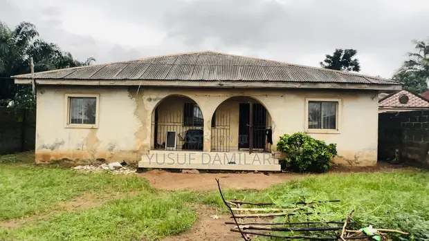 3-Bedroom Bungalow for Sale in Adamo - 1