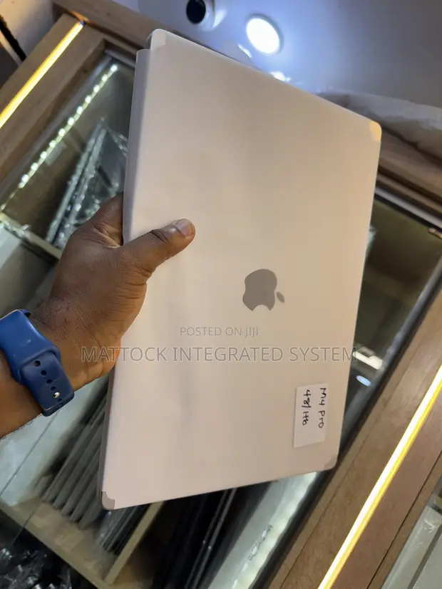 Apple MacBook Pro 2024 M4 Pro 16" 48GB RAM 1TB SSD - 1