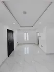 6-Bedroom Duplex a Cikin Gidan Jama'a, Lekki Chevron - 2