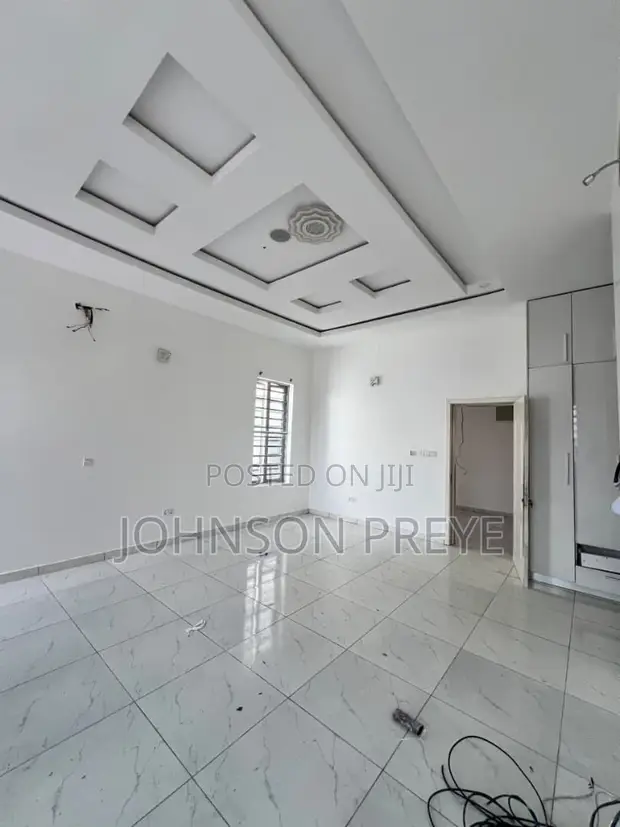 4 Bedroom Semi-Detached House for Rent in John Estate, Agungi - 1