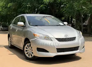 2009 Toyota Matrix S Hatchback AWD