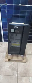 SMB 20kVA Masana'antu 3-Phase UPS - 3