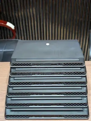 Alienware m15 R5 Laptop - Intel Core i7, 16GB RAM, 1TB SSD