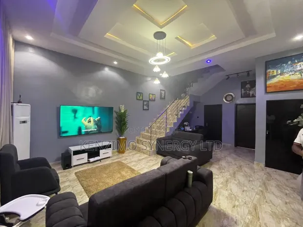 Gidan 4 Bedroom Duplex don Hayar a Thomas Estate, Ajah - 1