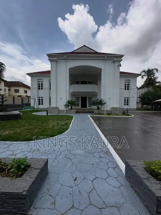 5-Bedroom Duplex with BQ, Pool in Apo Resettlement, Abuja - 1