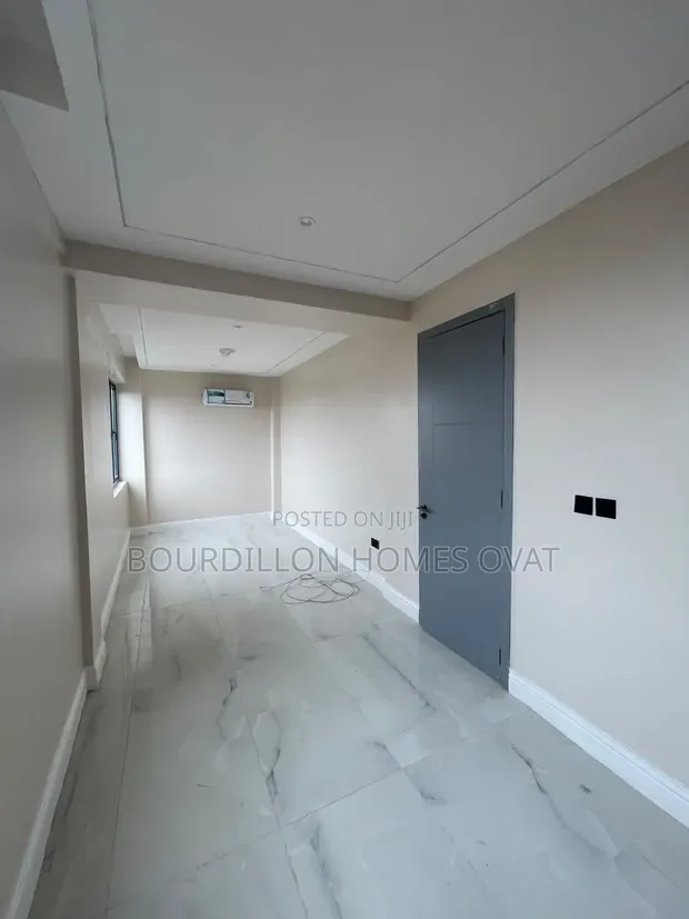 5-Bedroom Duplex with Rooftop, Elevator, Cinema, Pool in Banana Island, Ikoyi - 1
