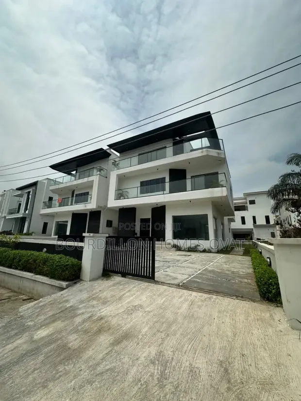 5-Bedroom Duplex da Pool & Cinema a Megamound Estate - 1
