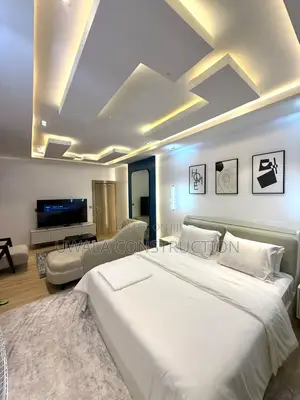 Classic Studio-Bedroom Apartment na Short Let a Guzape, Abuja