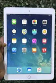 Apple iPad Air 128GB Silver (Used) - 1