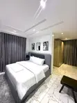 Luxury 3-Bedroom Apartment a Guzape, Abuja - 2