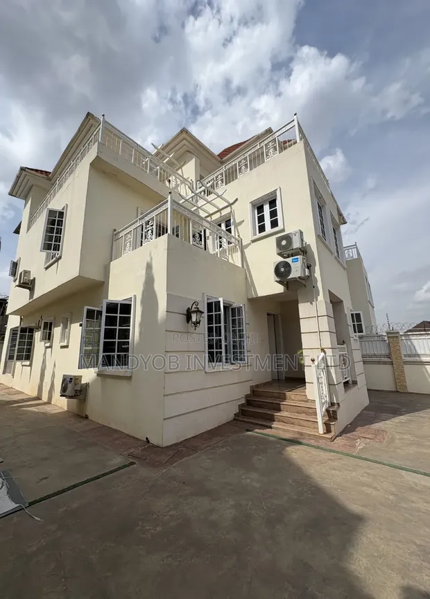 5-Bedroom Duplex with BQ, Gym, Study in Wuye - 1