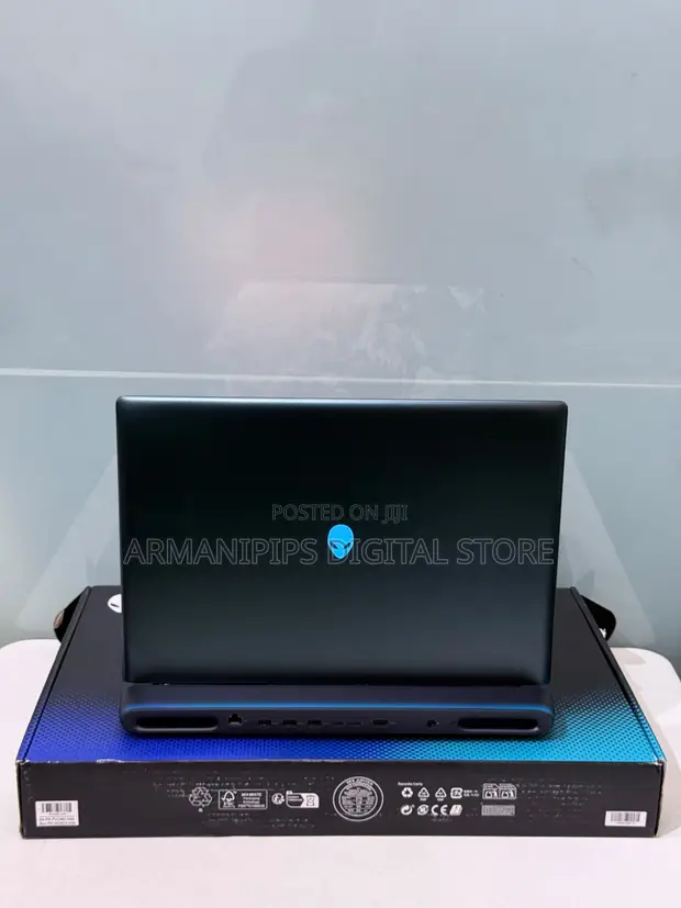 Alienware 18 Area-51 Laptop - Core Ultra 9, RTX 5090, 64GB RAM, 2TB SSD - 1