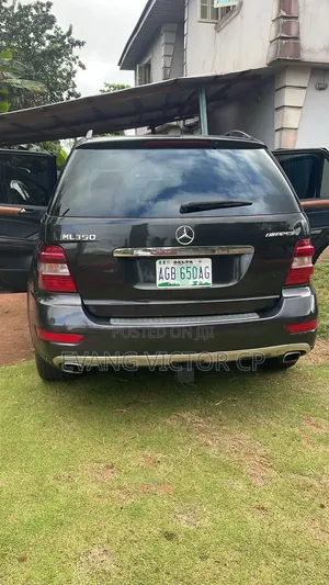 Mercedes-Benz ML350 2009 Black