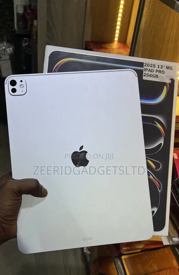 Apple iPad Pro 256GB Silver - 1