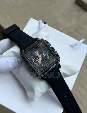 Poedagar Active Chronograph Rubber Watch - Brand New