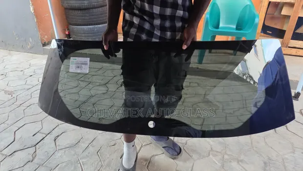 Suzuki Vitara 2023 Rear Windscreen Glass - 1