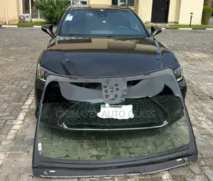 Gilashin Iskanci na Lexus ES350 2019/2020 - An Shigar da shi