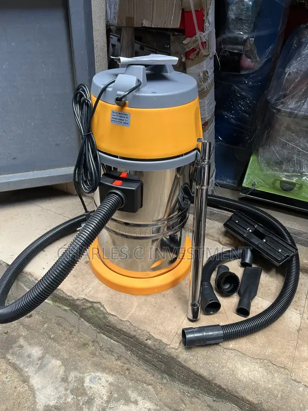 30L Wet and Dry Vacuum Cleaner - 1