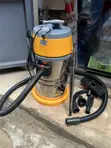 30L Jaka da Busasshen Mai Wanke Kura - 1